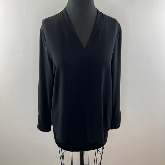 Eileen Fisher Black Top Georgette Crepe V-Neck Shirttail Hem Button Cuff S Small - Picture 2 of 10